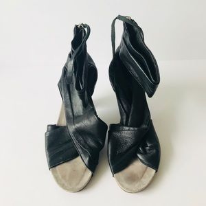 mauro volponi Rigenerato Black Leather Sandals  38